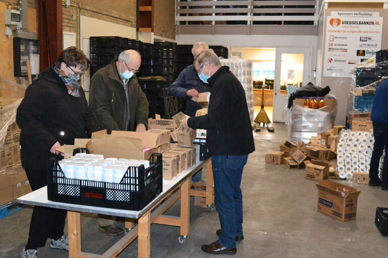 Voedselbank Twente Oost: Nieuws: Donatie Charitas