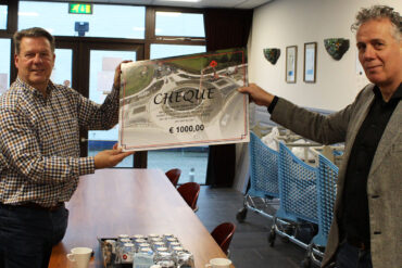 Voedselbank Twente Oost: Nieuws: Donatie van Strukton (Civiel Noord & Oost)