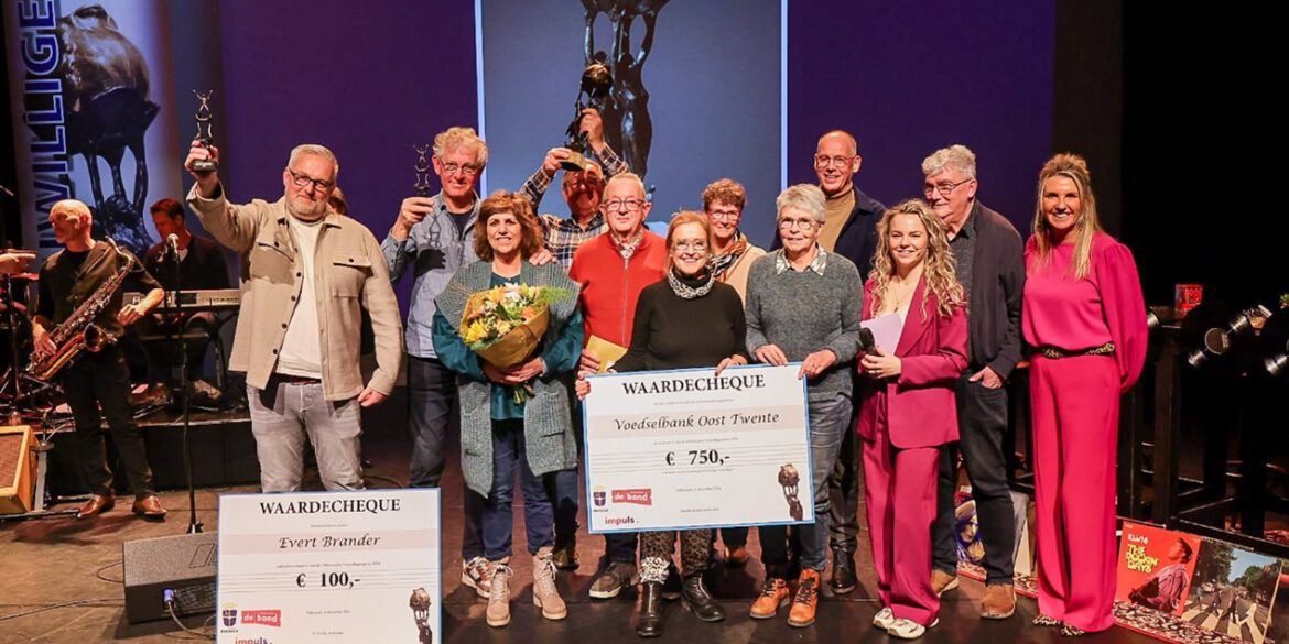 De winnaars van de Gouden Boeskool, Bijzondere Vrijwilliger(s) en Publieksprijs.